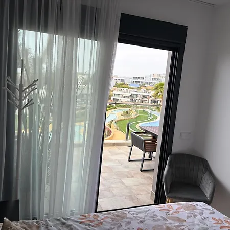 Casa Bowi Camporosso Apartment *